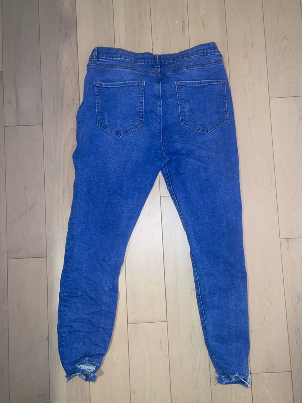 Primark Denim Co. Women's Skinny Jeans in Blue with Raw Hem - Like New - Picture 6 of 9